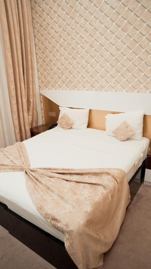 Dionis Hotel Baku Exterior photo